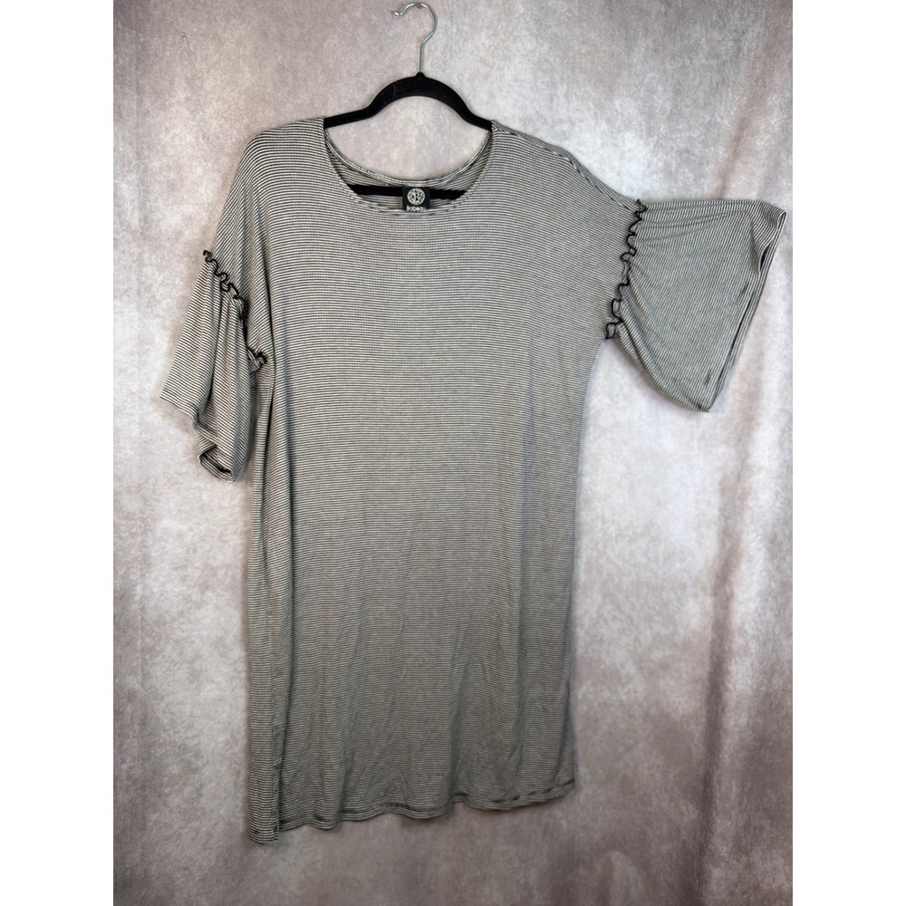 NWT Boboau Women's Striped Bell Sleeve Tunic Dress Size Medium White Black‎